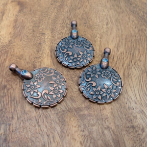 Yarn cutter pendants